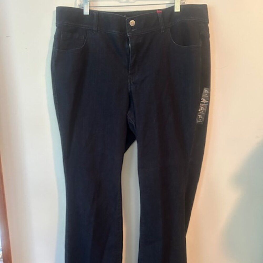 Lane Bryant Tighter Tummy Technology 5 pocket flare denim jeans, size 18R